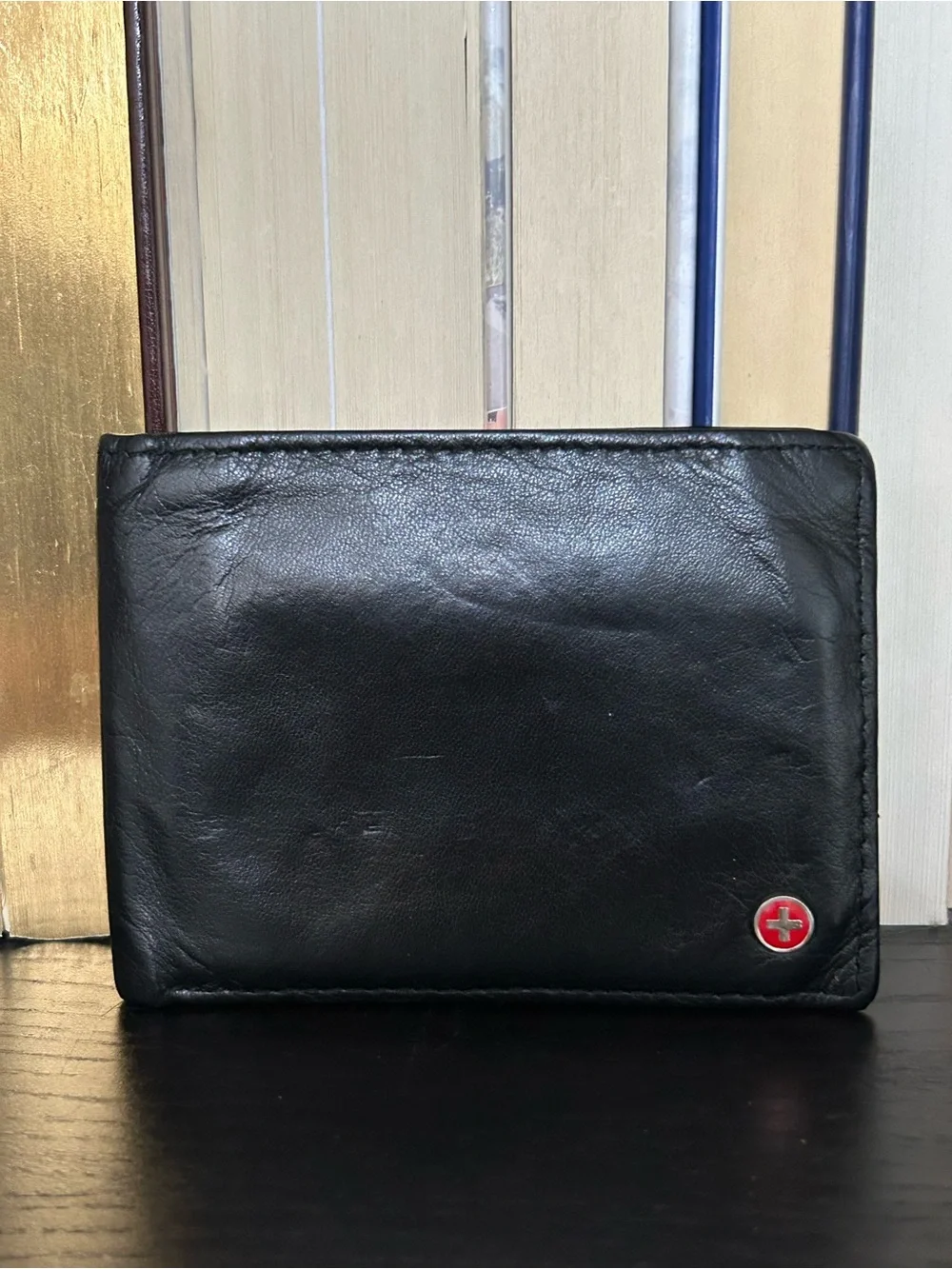 Alpine Swiss - Black Leather Men's Bifold Wallet
